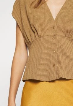 Samsøe Samsøe VALERIE - Blouse Women 14 Samsøe Samsøe VALERIE - Blouse Women -Samsøe Soldes 00fe8b704cbb4c25a168d80b17459c4d