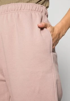 Samsøe Samsøe ELIANA TROUSERS - Pantalon de survêtement Women 12 Samsøe Samsøe ELIANA TROUSERS - Pantalon de survêtement Women -Samsøe Soldes 026569f7c9f746b99bdaf3325dc2d977