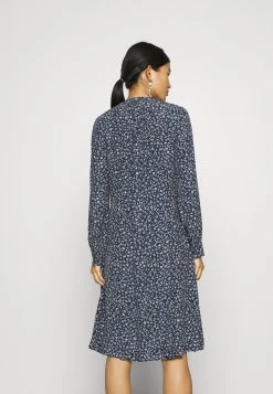 Sams&oslash;e Sams&oslash;e NUSA - Robe de jour Women -Samsøe Soldes 0823e1fa87a8499e95a06b27e966ee42