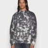 Samsøe Samsøe TIEDYE CREW NECK - Sweatshirt Men 2 Samsøe Samsøe TIEDYE CREW NECK - Sweatshirt Men -Samsøe Soldes 0a252154badc417c9e329a6f79bfa8fa