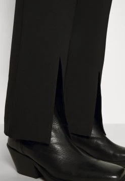 Samsøe Samsøe MARION TROUSERS - Pantalon classique Women -Samsøe Soldes 0e6e1a962d834a5285e693eec445d093