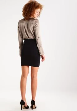 Sams&oslash;e Sams&oslash;e Minijupe Women -Samsøe Soldes 1022b38e172044e3aa5dd91711db2750