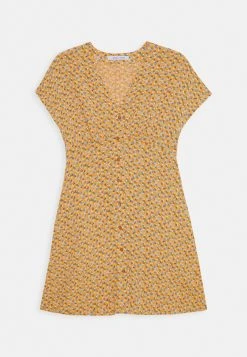 Samsøe Samsøe VALERIE SHORT DRESS - Robe de jour Women -Samsøe Soldes 15747518a89c40f3a7f61d6a9a13678a