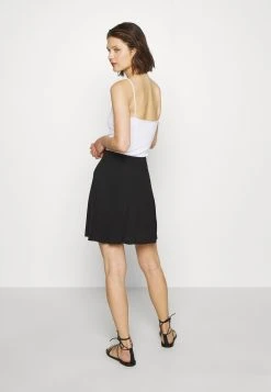 Sams&oslash;e Sams&oslash;e CORNEA SHORT SKIRT - Jupe trapèze Women -Samsøe Soldes 2ce18d34a31b4d98a172e262b1887b60