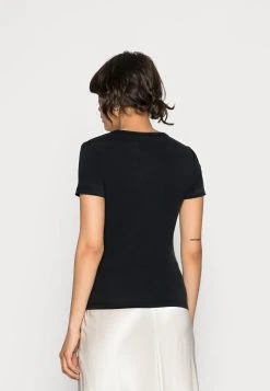 Samsøe Samsøe LILA - T-shirt basique Women -Samsøe Soldes 32563489f4bd4ee2974b09b4425a32d1