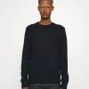 Samsøe Samsøe SYLLI CREW NECK - Pullover Men 1 Samsøe Samsøe SYLLI CREW NECK - Pullover Men -Samsøe Soldes 3912c9ea13d24a26947bcd80c24c8289
