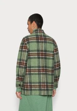 Samsøe Samsøe ROSALIE OVERSHIRT - Manteau court Women -Samsøe Soldes 3ef24bc338254e738e978811fd1329f9