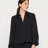 Samsøe Samsøe MARGOT BLOUSE - Blouse Women -Samsøe Soldes 4af23909e7414e25a2bdfaafffc35a90