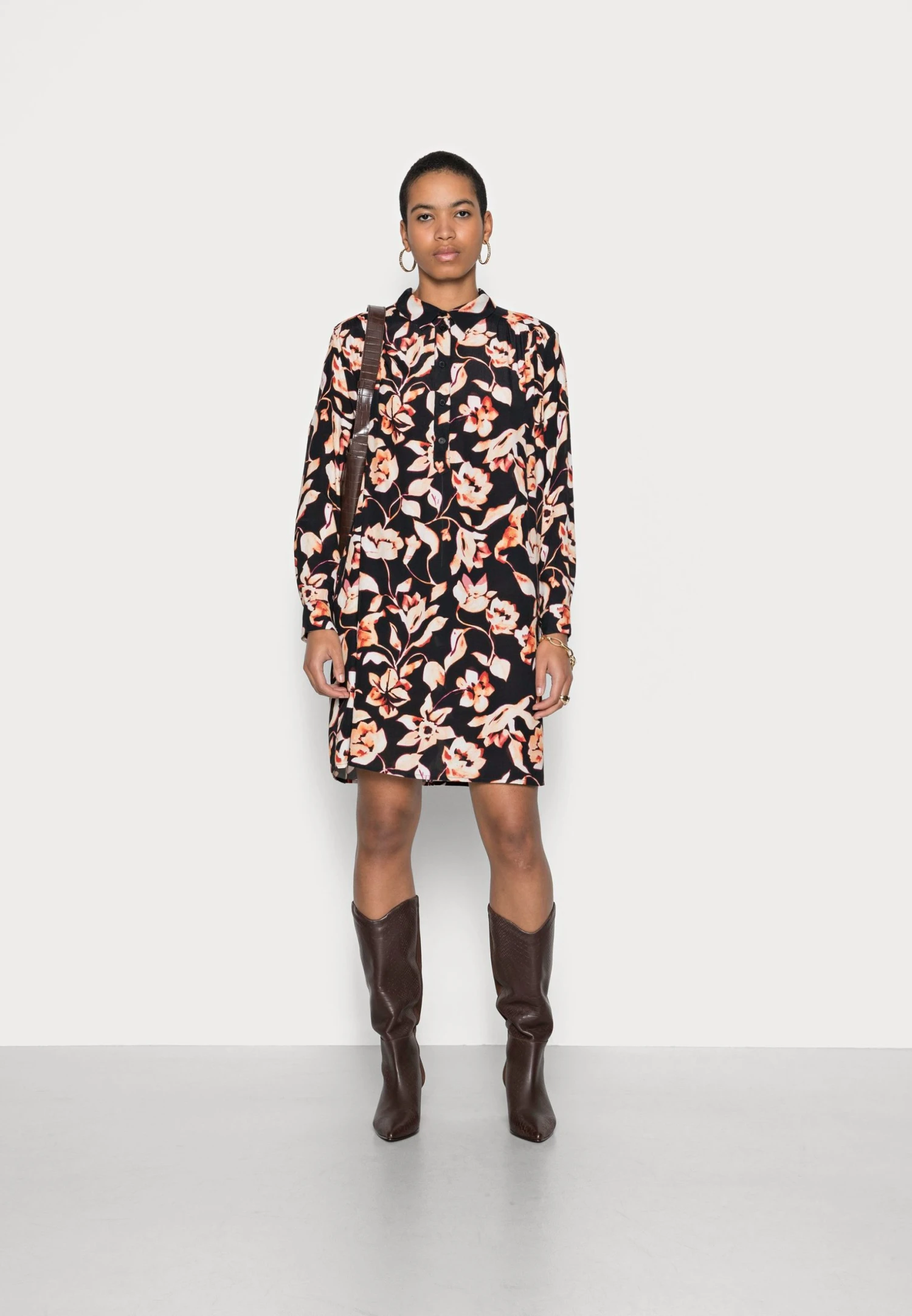 Samsøe Samsøe GILIAN DRESS - Robe de jour Women 4 Samsøe Samsøe GILIAN DRESS - Robe de jour Women – Image 2