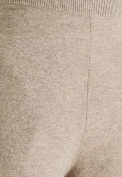 Samsøe Samsøe AMARIS STRAIGHT TROUSERS - Pantalon classique Women -Samsøe Soldes 541ee37f32604a2e8539a75f5b833203