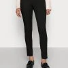 Samsøe Samsøe SION PANTS - Pantalon classique Women -Samsøe Soldes 5b85385fe43d4fc6bb70e24be73e5dd8