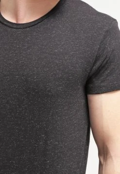 Samsøe Samsøe T-shirt basique Men 14 Samsøe Samsøe T-shirt basique Men -Samsøe Soldes 5ffa16e50ef54d57a503ca55ce3736f6