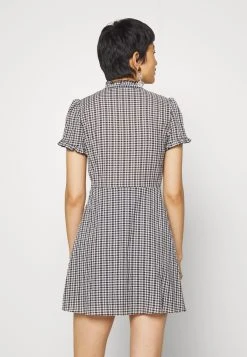 Samsøe Samsøe ZARANI SHORT DRESS - Robe chemise Women -Samsøe Soldes 60e9595d5a594315a0b4149ad3f80ef5