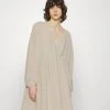 Sams&oslash;e Sams&oslash;e JOLIE DRESS - Robe de jour Women -Samsøe Soldes 70a48c029488458480536d6d75b34955