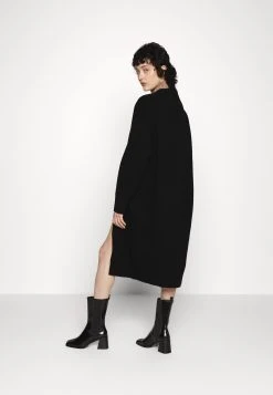 Samsøe Samsøe KEI V NECK DRESS - Robe pull Women -Samsøe Soldes 7a5fb22ac85447e095cd4cbd9f00859a