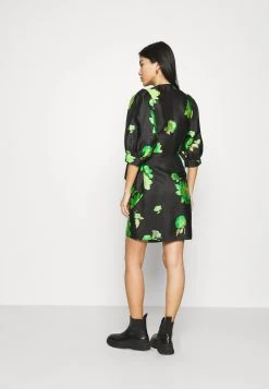 Samsøe Samsøe CELESTINA WRAP DRESS - Robe de jour Women -Samsøe Soldes 8604f6c7c90a48a0a3d72f3f9d692af9