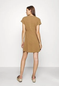 Samsøe Samsøe VALERIE SHORT DRESS - Robe chemise Women 14 Samsøe Samsøe VALERIE SHORT DRESS - Robe chemise Women -Samsøe Soldes 89d393f64ddf4c4b896996e75d0329c7