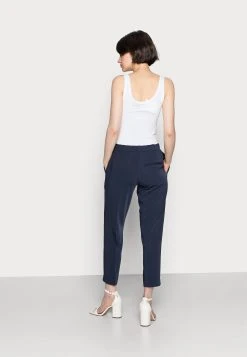 Samsøe Samsøe HOYS PANTS - Pantalon classique Women -Samsøe Soldes 8b2e5987d833426c9815e89a1d21d0ac