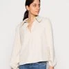 Samsøe Samsøe MARGOT BLOUSE - Blouse Women -Samsøe Soldes 94bf4cffff8e4b878f1d43063bf11596