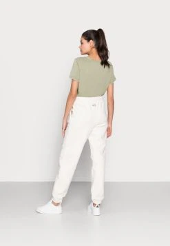Samsøe Samsøe UNDYED TROUSERS - Pantalon de survêtement Women -Samsøe Soldes 94e18949b1ed4ddea1a34fa12d8a7ada