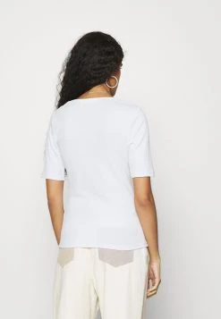 Samsøe Samsøe ALEXO - T-shirt basique Women 12 Samsøe Samsøe ALEXO - T-shirt basique Women -Samsøe Soldes 9bc12a4621724ffcbc325b3650f53d9f