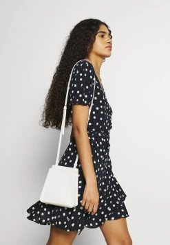 Samsøe Samsøe LINETTA DRESS - Robe de jour Women -Samsøe Soldes a28cdb0a8af94518ab2a4fe7e904bce2