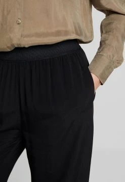 Samsøe Samsøe NESSIE - Pantalon classique Women -Samsøe Soldes ad600615c97a4471a2be9b5dc0863be5