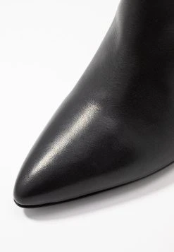 Samsøe Samsøe MYRASSA BOOT HIGH 7556 - Bottes à talons hauts Women -Samsøe Soldes b3470cec2d484101b9b863de6ce32e15