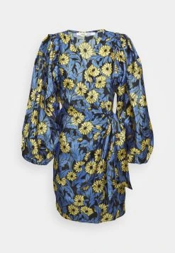 Samsøe Samsøe MAGNOLIA SHORT DRESS - Robe de jour Women 15 Samsøe Samsøe MAGNOLIA SHORT DRESS - Robe de jour Women -Samsøe Soldes bb1fff62c7d14e349a79918b9e5bda00