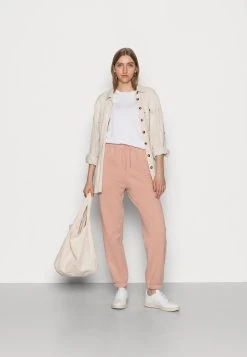 Samsøe Samsøe CARMEN TROUSERS - Pantalon de survêtement Women 11 Samsøe Samsøe CARMEN TROUSERS - Pantalon de survêtement Women -Samsøe Soldes be92298e173a471b8abe55916f8f0514