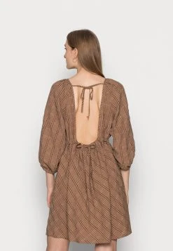 Samsøe Samsøe CANDECE DRESS - Robe de jour Women 9 Samsøe Samsøe CANDECE DRESS - Robe de jour Women -Samsøe Soldes cb7e018986414b7e814a52290bde4412