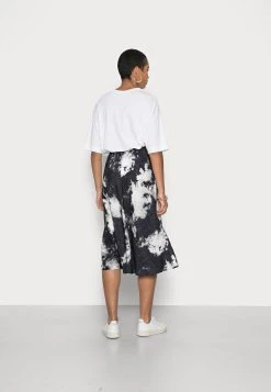 Samsøe Samsøe ALSOP SKIRT - Jupe trapèze Women -Samsøe Soldes d42aaca832aa42bd94d5c27d0aaa0bf1