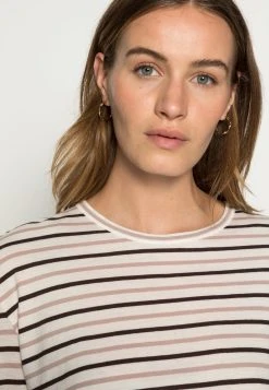 Samsøe Samsøe NOBIL - T-shirt à manches longues Women -Samsøe Soldes d9350c54873f45588cfdd612ca1c757d