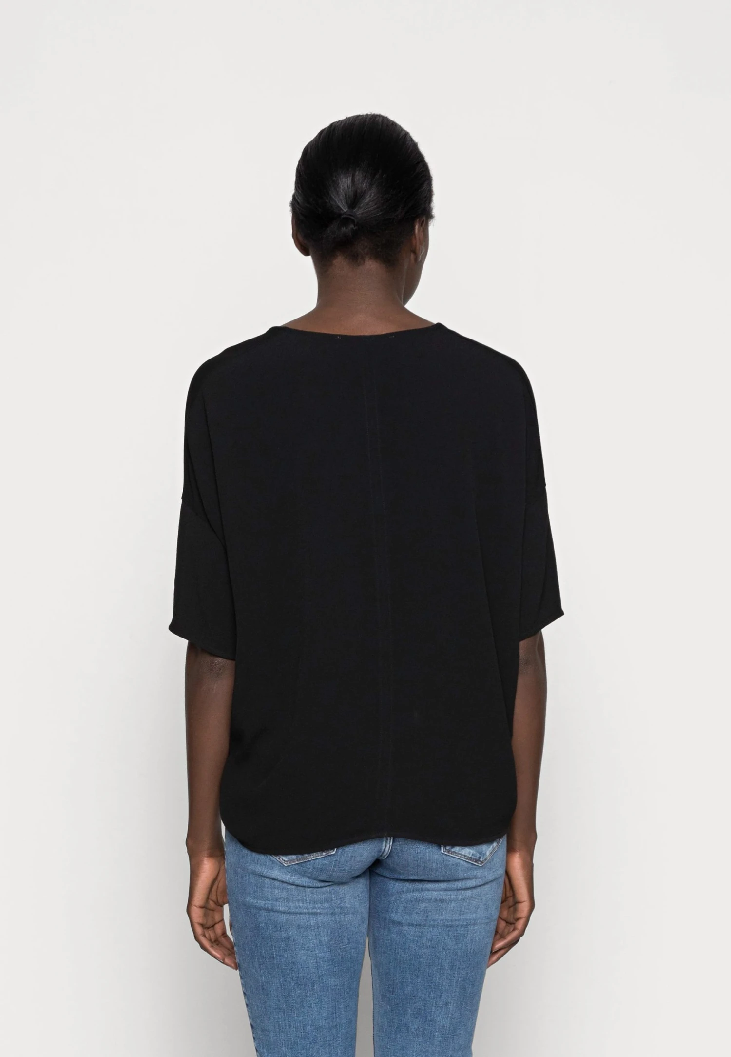 Samsøe Samsøe MAINS V NECK - Blouse Women 5 Samsøe Samsøe MAINS V NECK - Blouse Women – Image 3