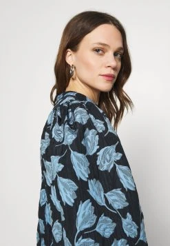 Samsøe Samsøe HARRIET SHORT DRESS - Robe de jour Women -Samsøe Soldes dd1d1b850ee542fdbb85cb869cd99ed3