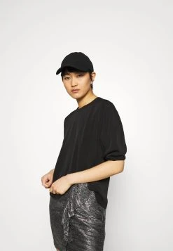 Samsøe Samsøe ARAM BLOUSE - T-shirt basique Women 11 Samsøe Samsøe ARAM BLOUSE - T-shirt basique Women -Samsøe Soldes ed596fbc9b684959a71316b75627deed