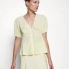 Samsøe Samsøe PETUNIA BLOUSE - Blouse Women -Samsøe Soldes eec2c61e3129495d9b808f6c1587c274