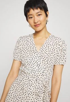 Samsøe Samsøe LINETTA DRESS - Robe de jour Women -Samsøe Soldes f117a68d92b94db386d01db5708764a7