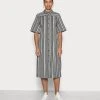Samsøe Samsøe DEMI LONG DRESS - Robe chemise Women -Samsøe Soldes f5f89a48aedd428da2a69bbfea69c775