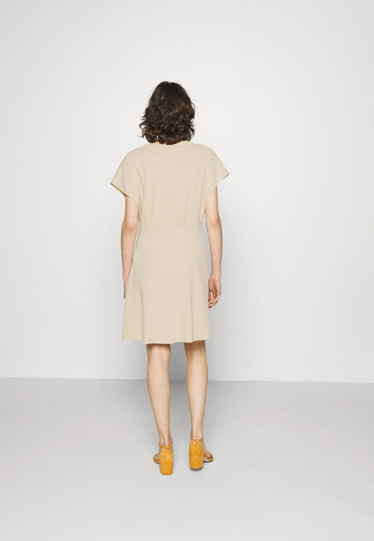 Samsøe Samsøe VALERIE SHORT DRESS - Robe chemise Women 5 Samsøe Samsøe VALERIE SHORT DRESS - Robe chemise Women – Image 3