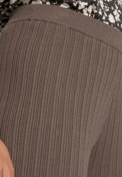 Samsøe Samsøe JOAN TROUSERS - Pantalon classique Women -Samsøe Soldes fedc37087e43413f92b85c68349d4ffd